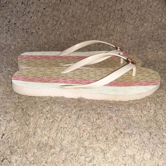 MICHAEL KORS-Flip Flops/Thongs Sandals-Warm Beige-Rose Gold Logo-Sz 10-Excellent - Picture 4 of 7